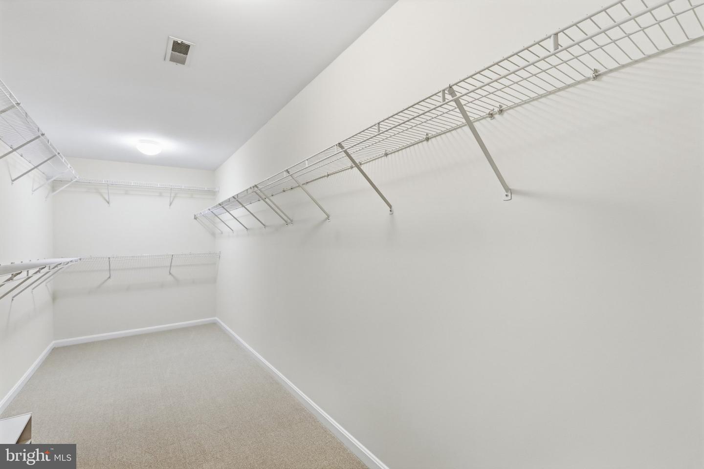 702 Willington Square Way Property Photo 52