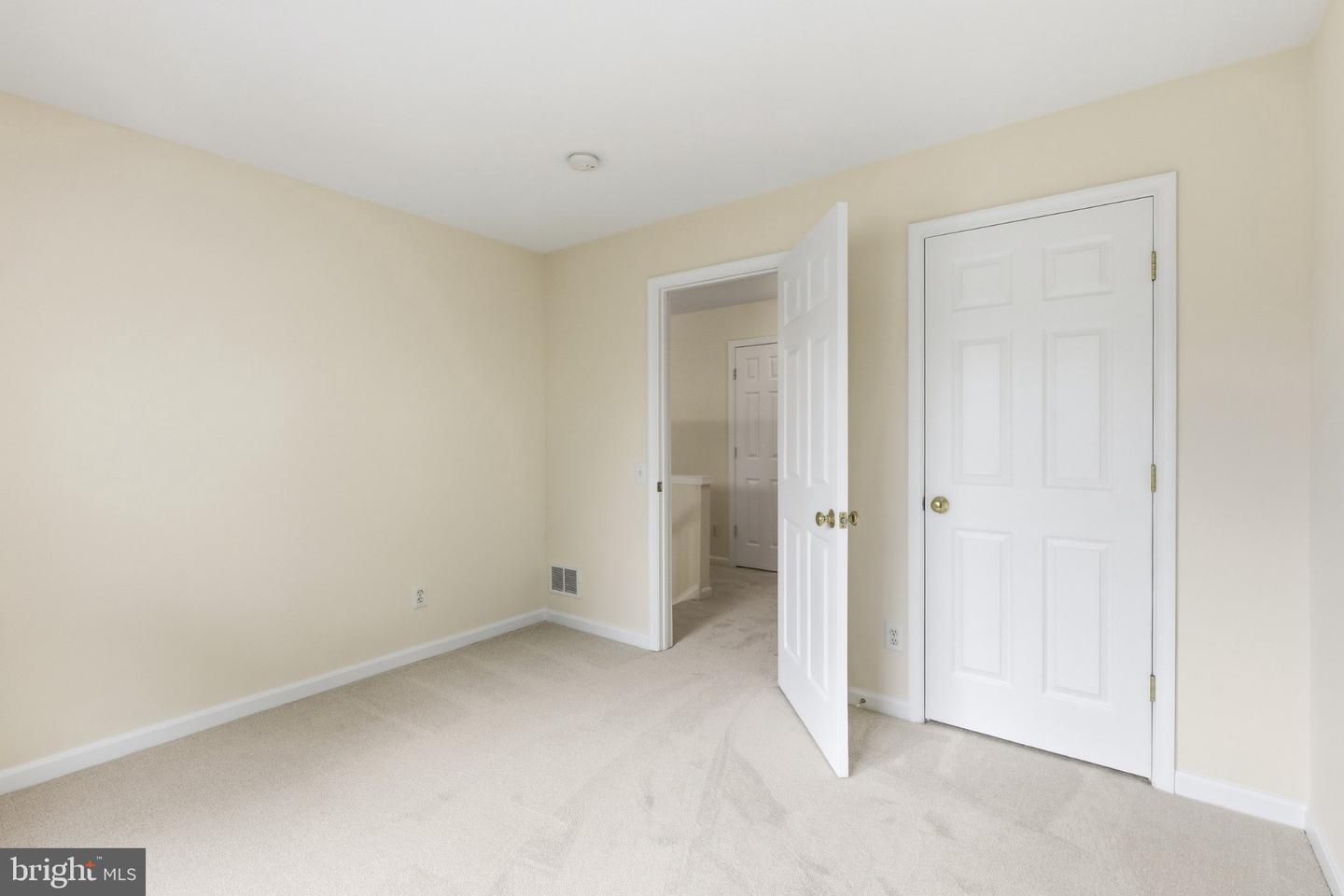 702 Willington Square Way Property Photo 58