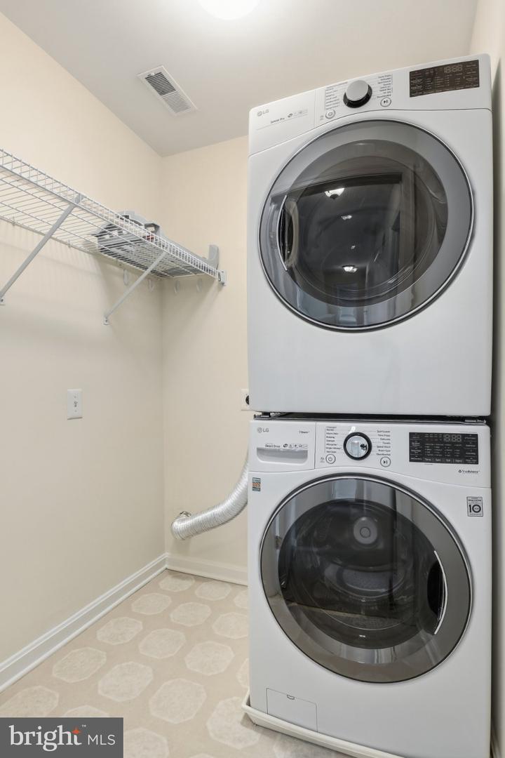702 Willington Square Way Property Photo 60