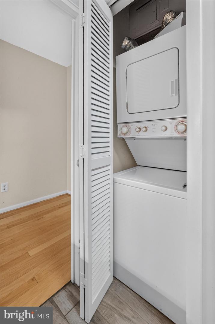 1301 N Harrison St #1105 Property Photo 19