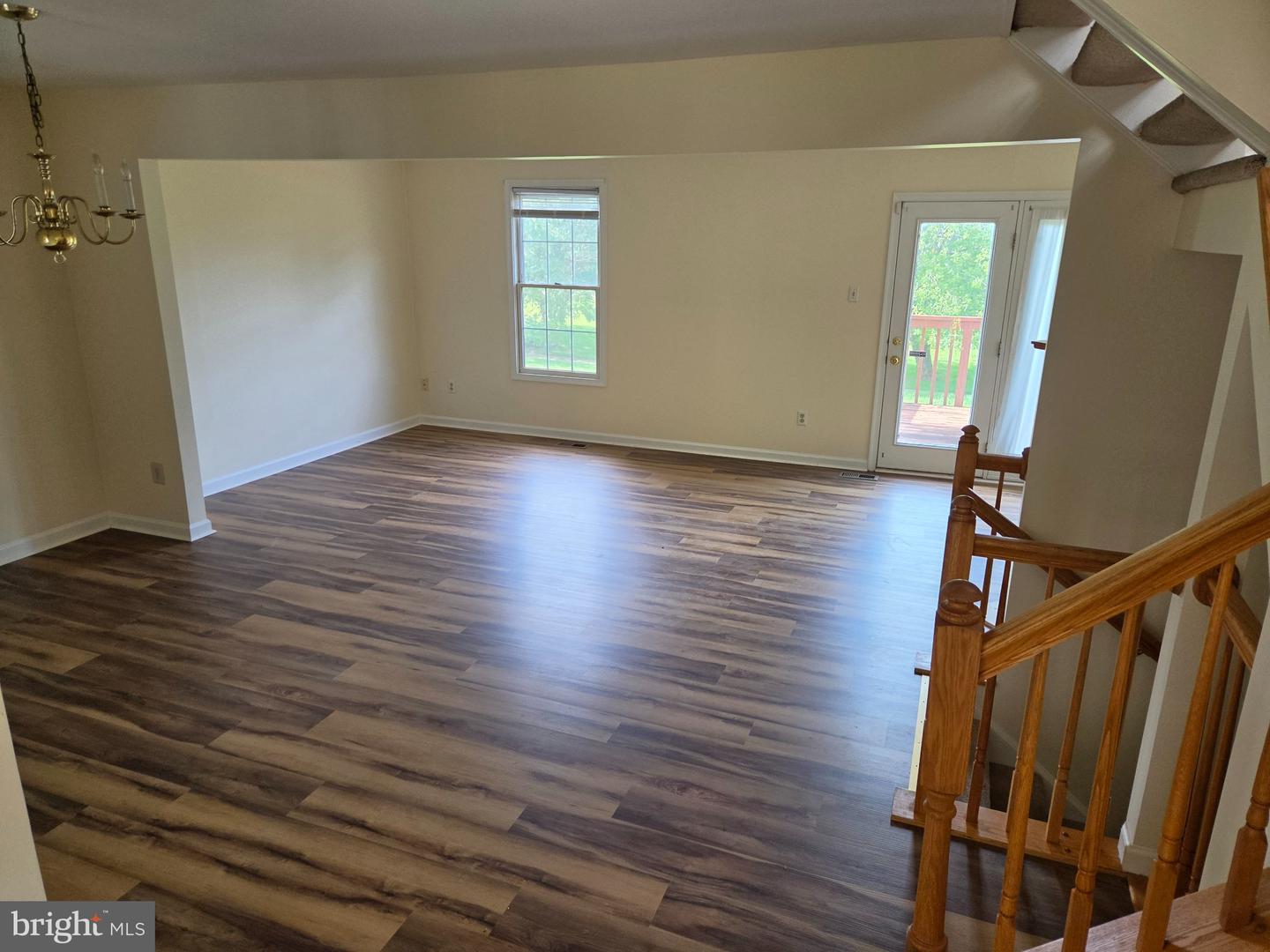 131 Attic Ct Property Photo 9