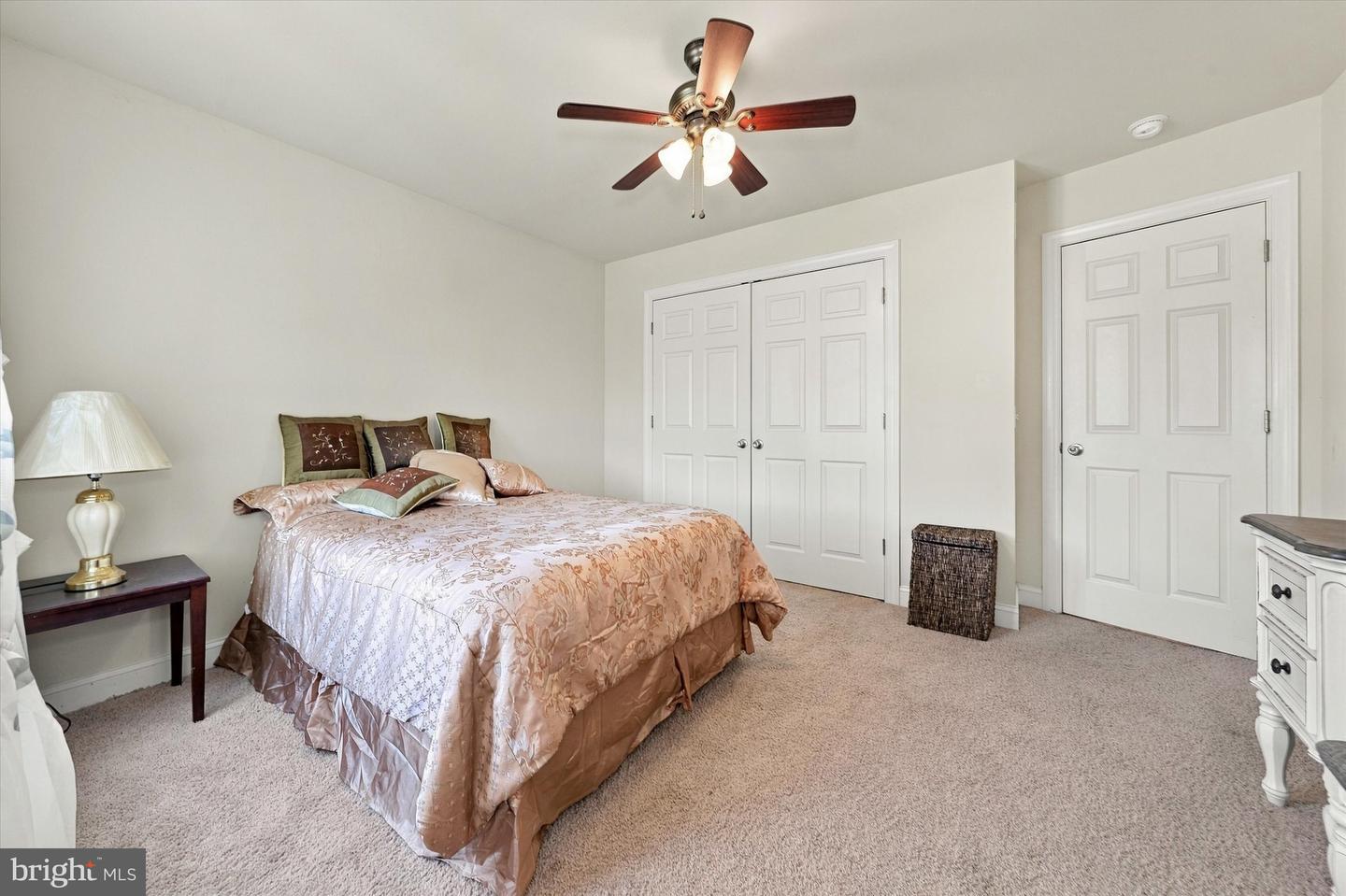 4601 Dupont Pkwy Property Photo 53
