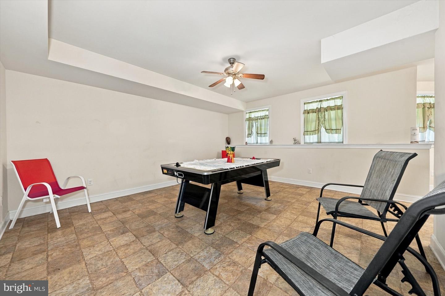 4601 Dupont Pkwy Property Photo 65