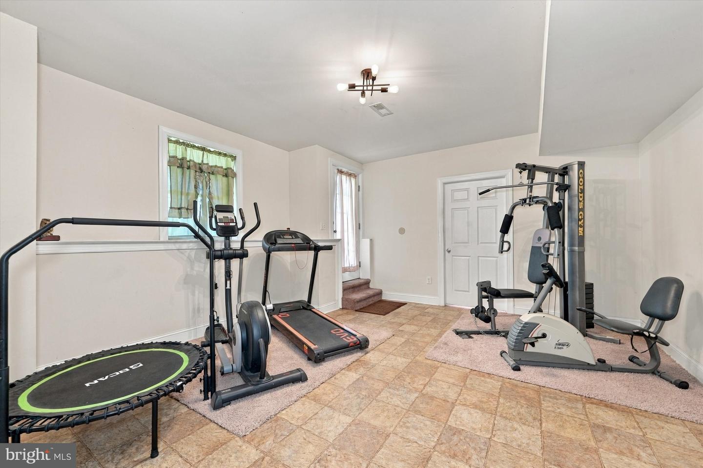 4601 Dupont Pkwy Property Photo 67