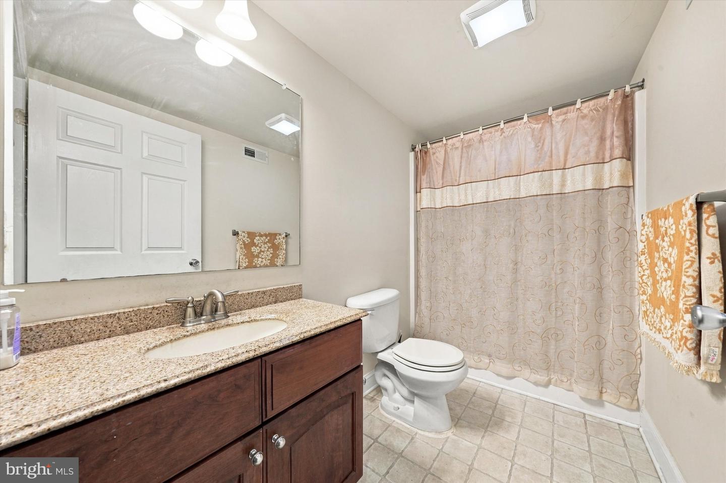 4601 Dupont Pkwy Property Photo 69