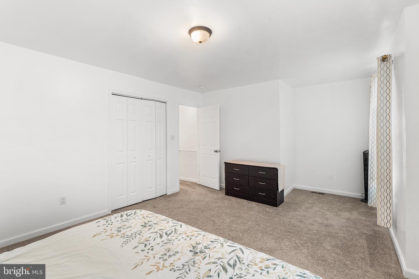 641 S Connell St Property Photo 13