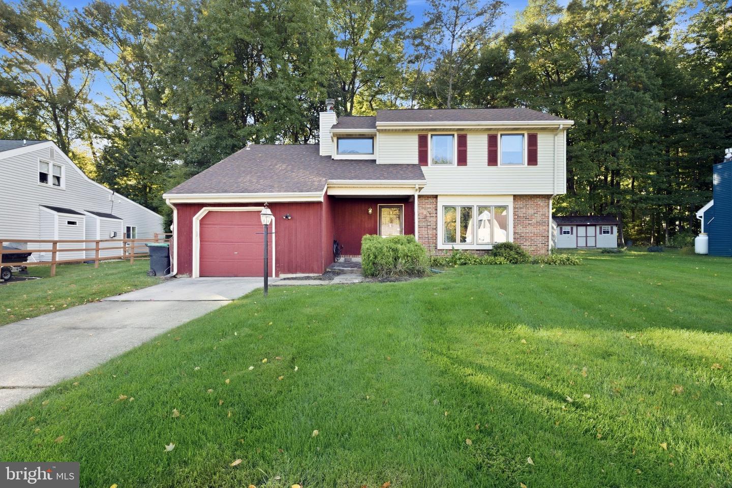 5 ROSS CT Property Photo 1