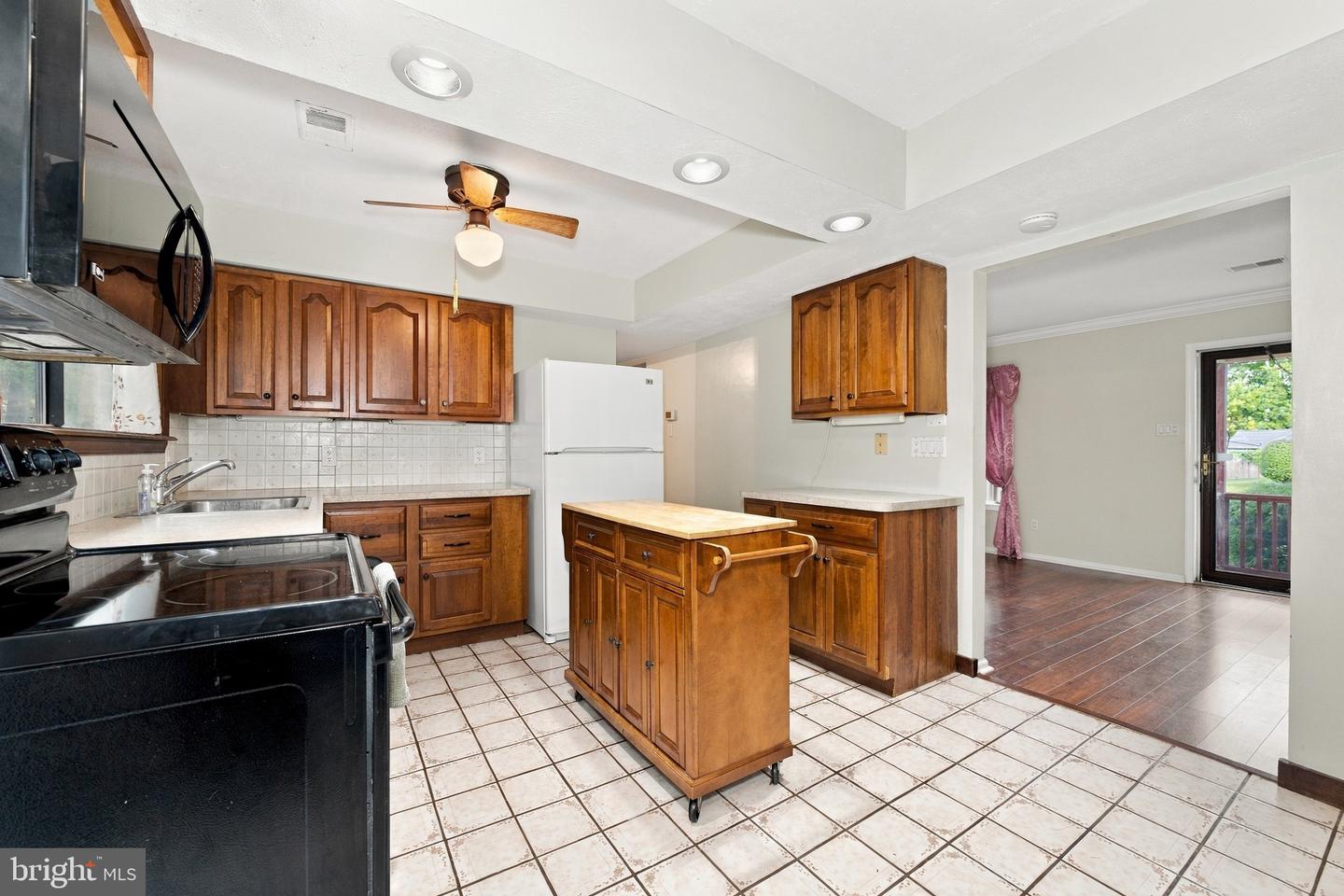 5 Ross Ct Property Photo 11