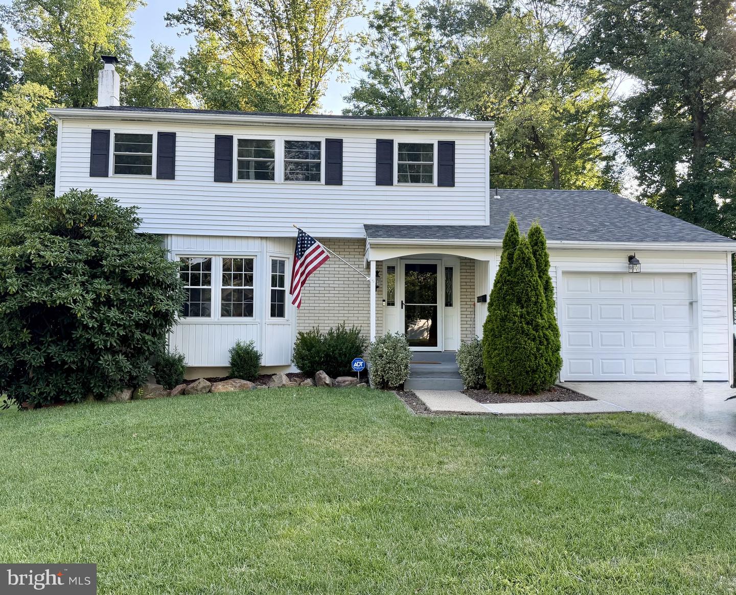 810 PARKSIDE BLVD Property Photo 1