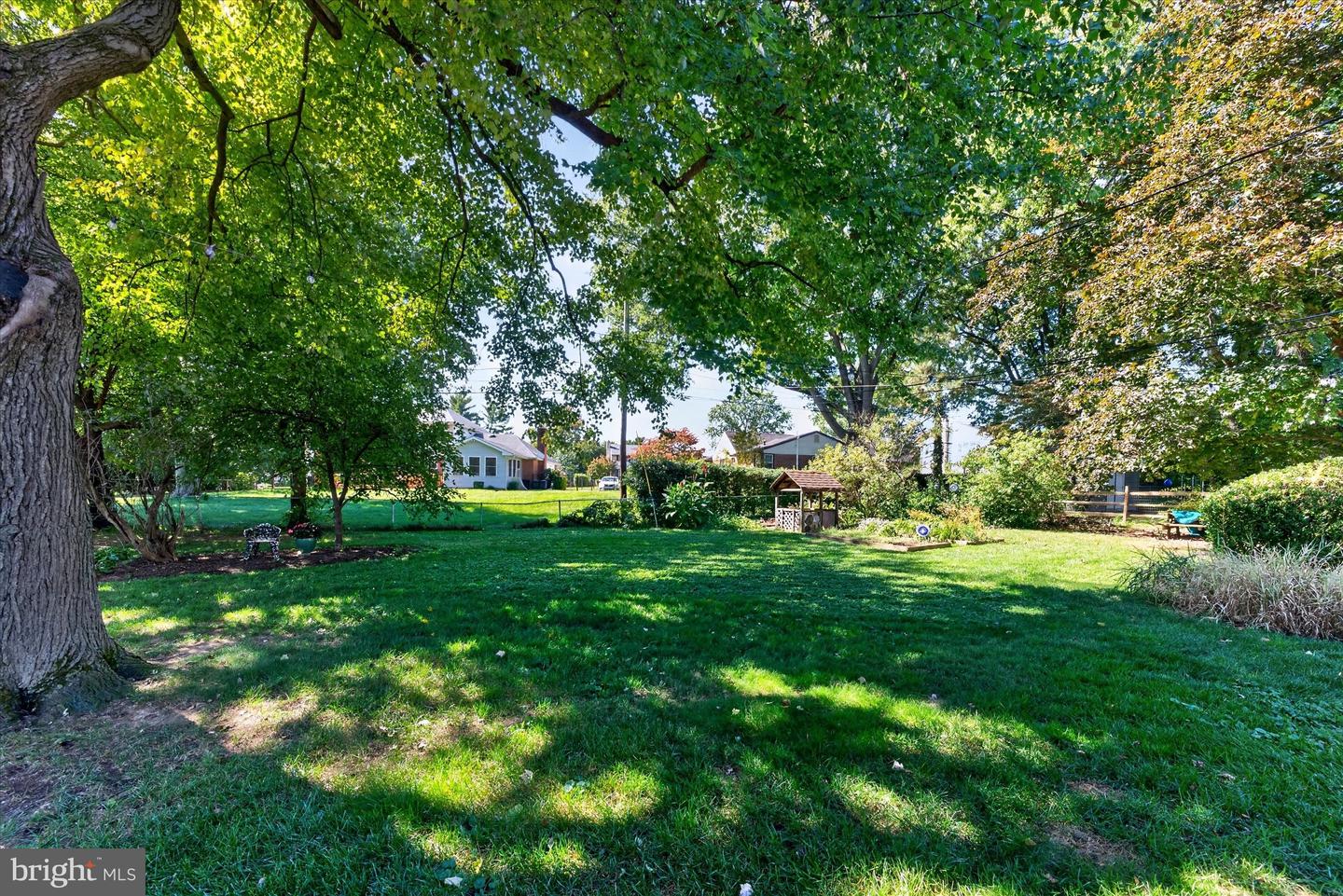 2404 Newton Rd Property Photo 44