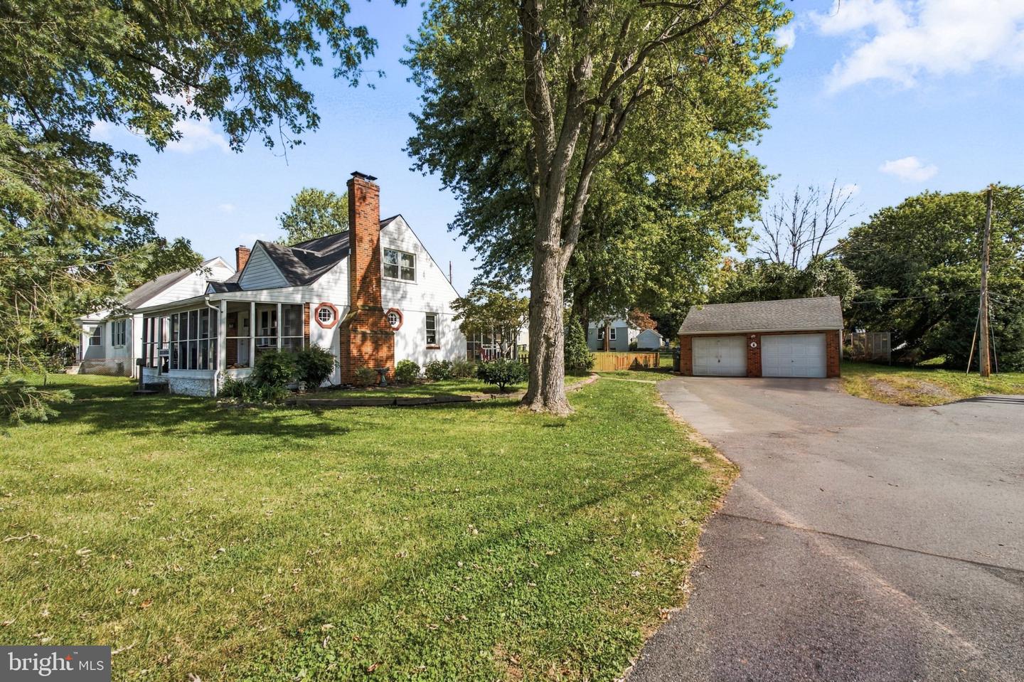 827 Elkton Rd Property Photo 1