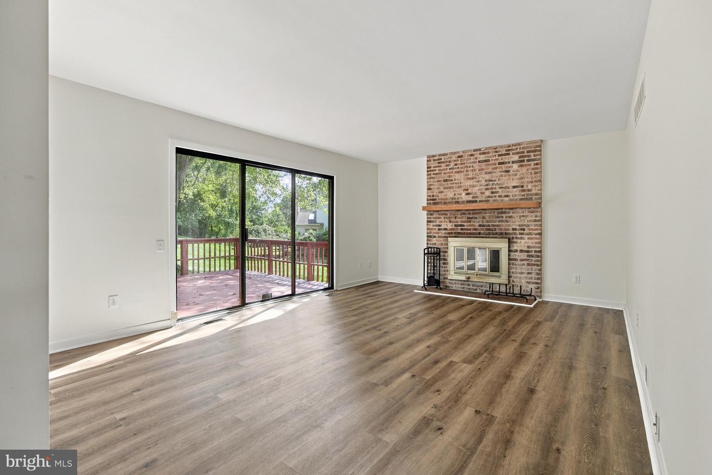 152 Bunting Dr Property Photo 18