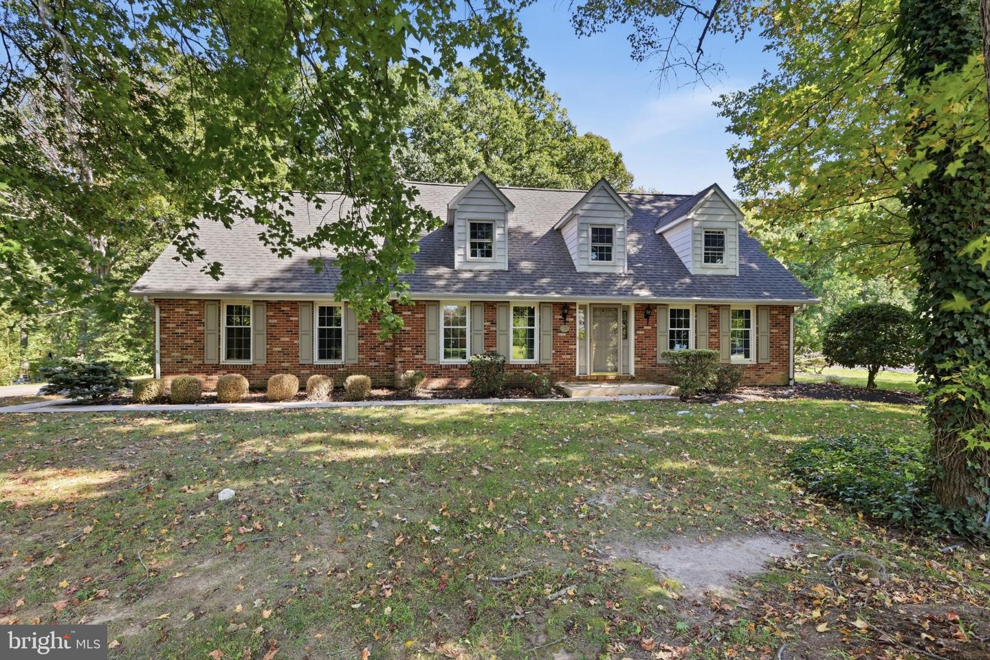 309 Caravel Dr Property Photo 1
