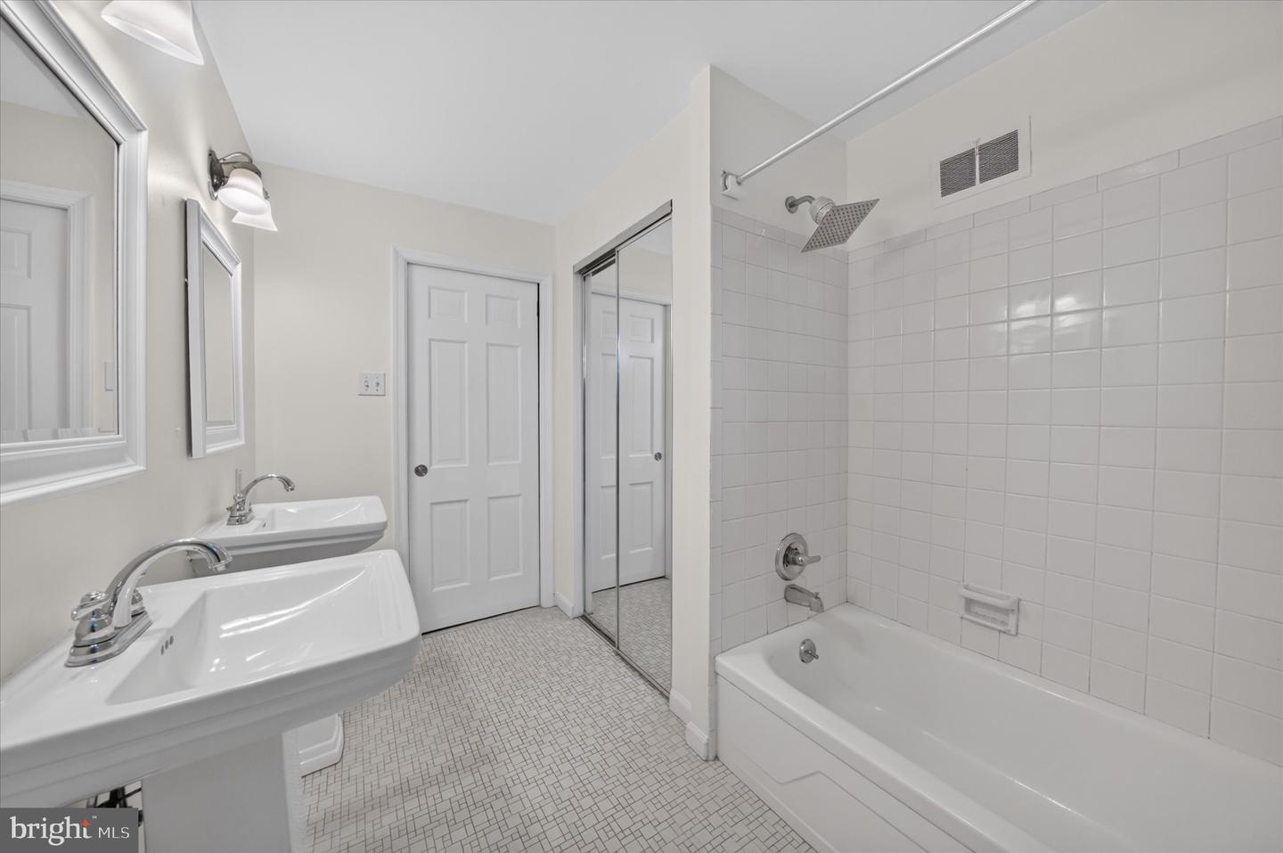 3017 Maple Shade Ln Property Photo 37