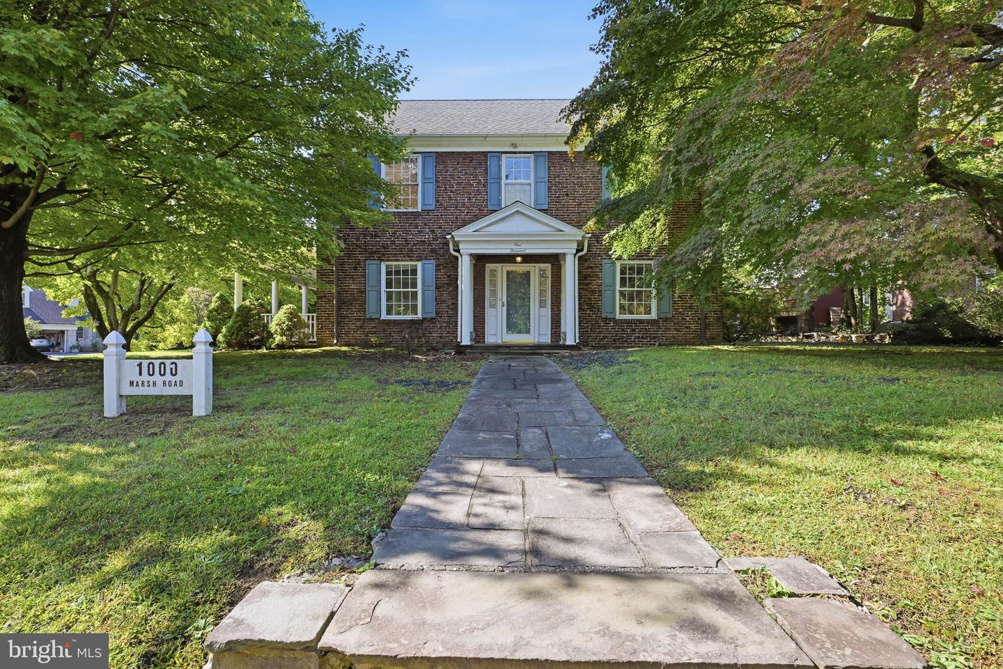 1000 Marsh Rd Property Photo 1