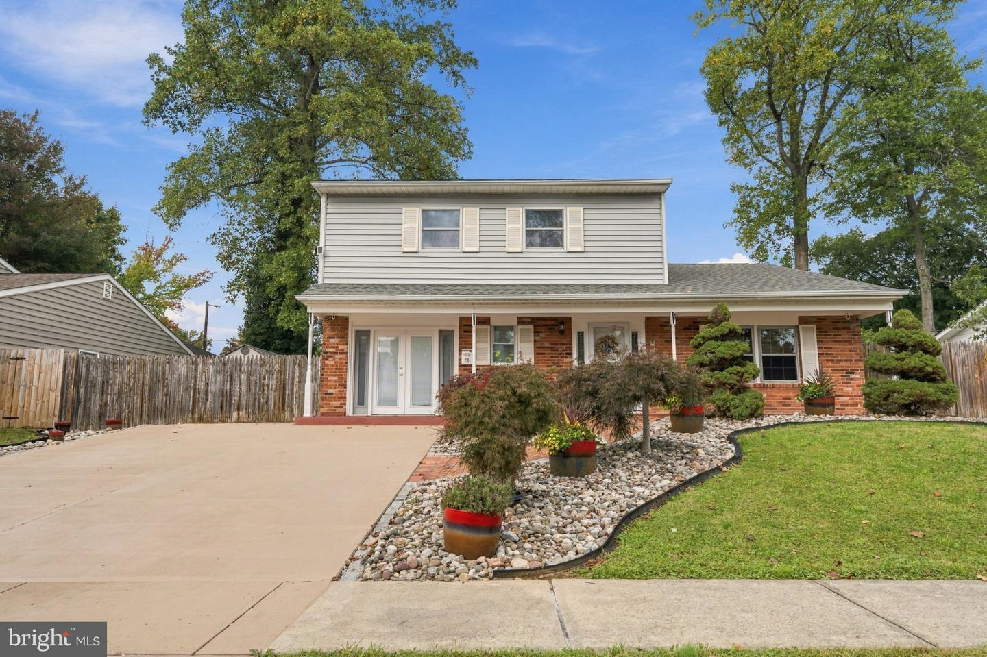 24 Ardmore Rd Property Photo 3