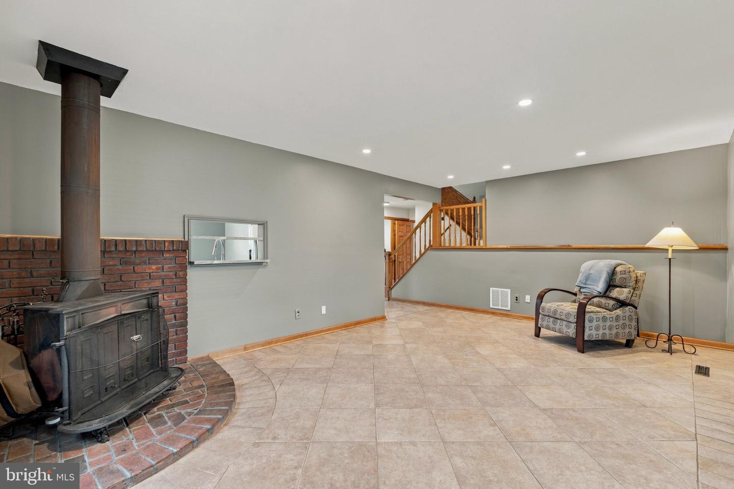 24 Ardmore Rd Property Photo 9