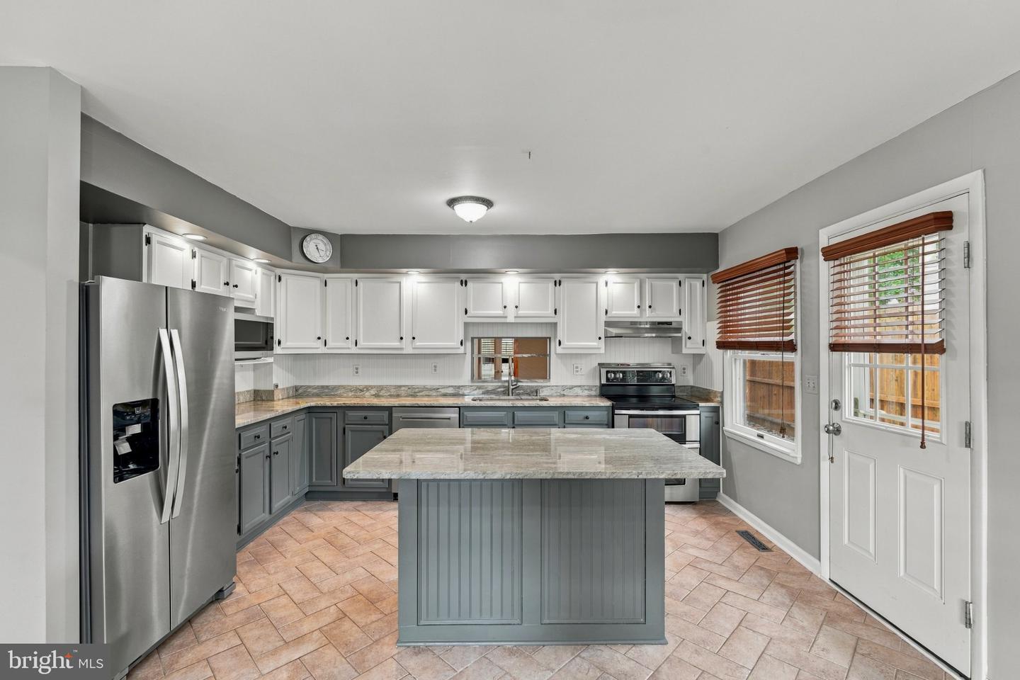 24 Ardmore Rd Property Photo 14