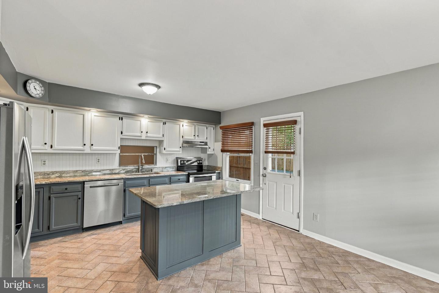 24 Ardmore Rd Property Photo 15