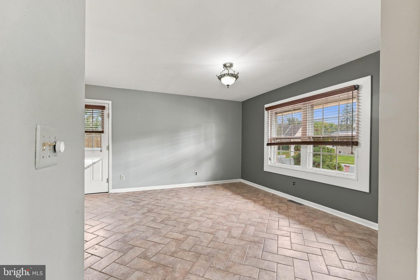 24 Ardmore Rd Property Photo 38