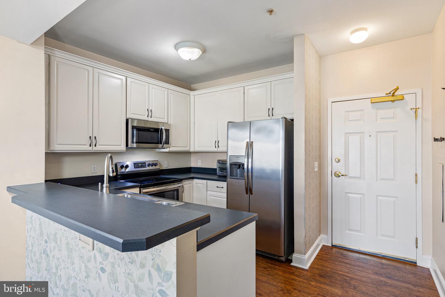 1000 Fountainview Cir #1206 Property Photo 8