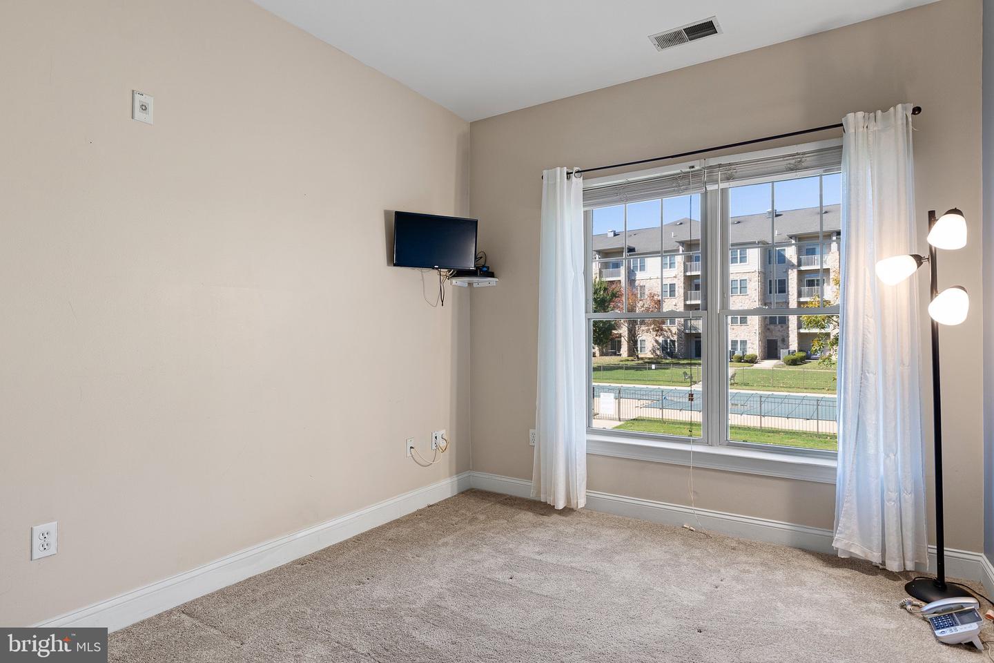 1000 Fountainview Cir #1206 Property Photo 9