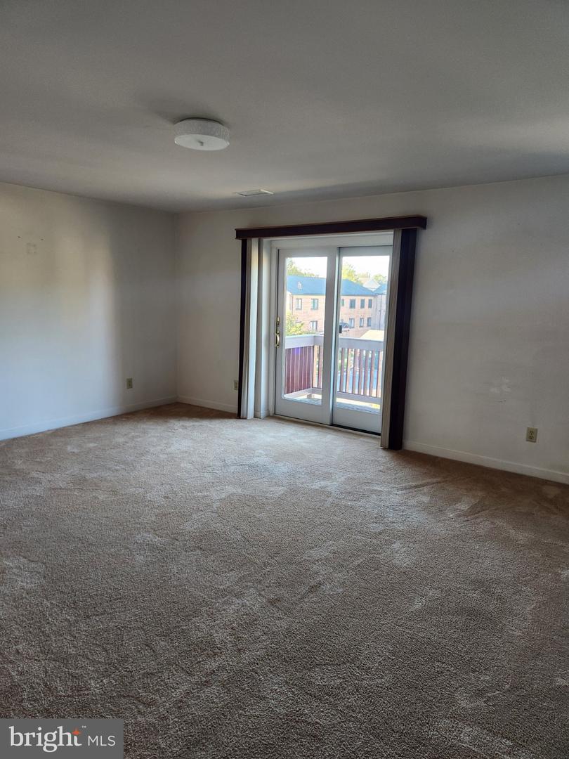 7505 Pleasant Ct #7505 Property Photo 5