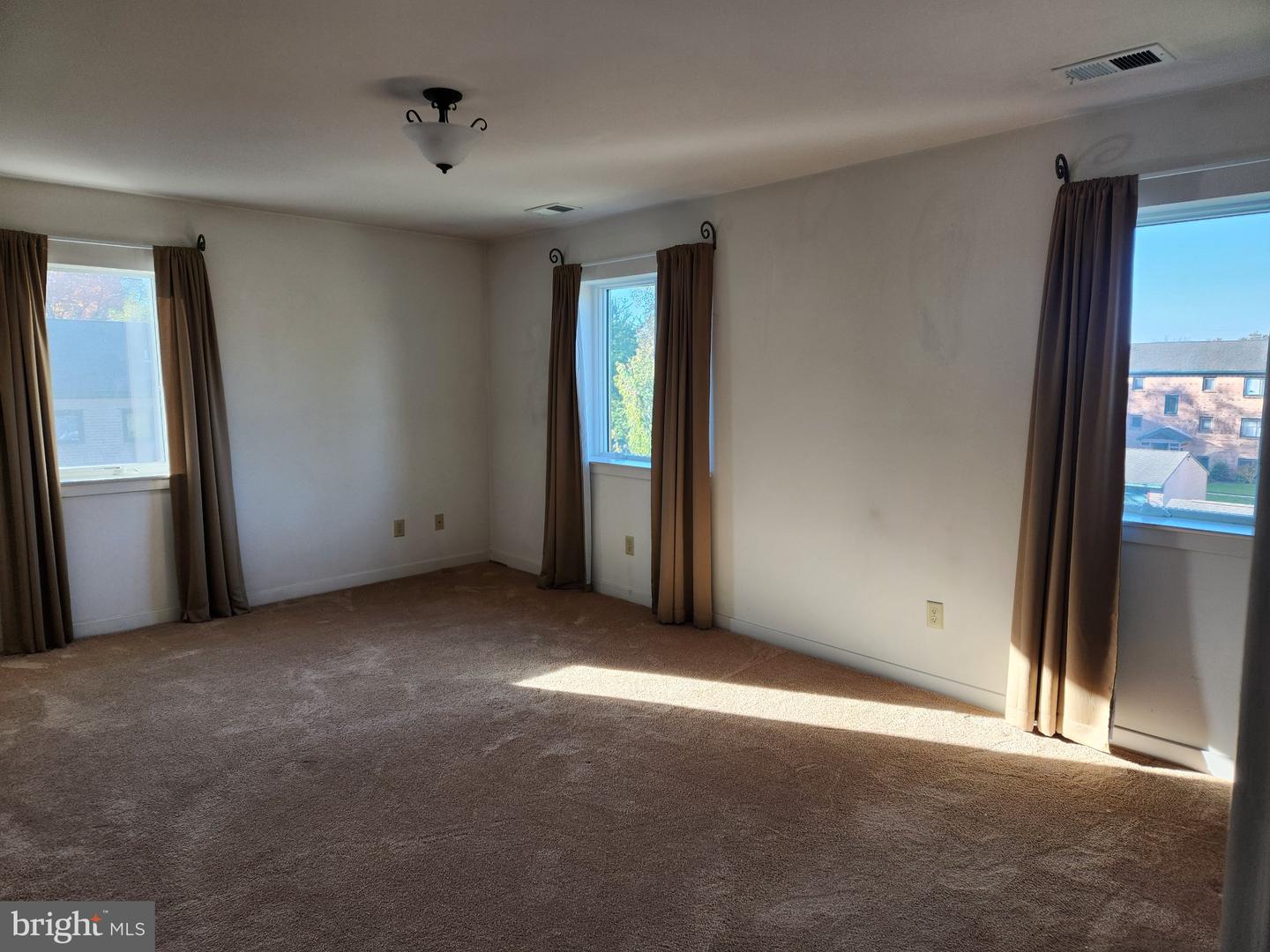7505 Pleasant Ct #7505 Property Photo 13