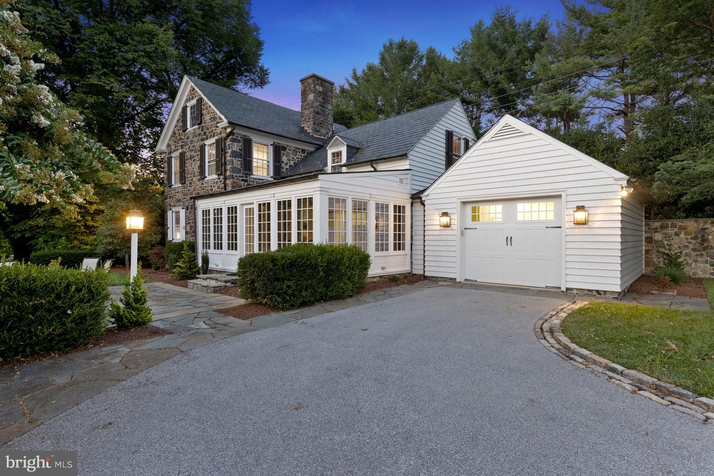 1 Great Barn Ln Property Photo 25