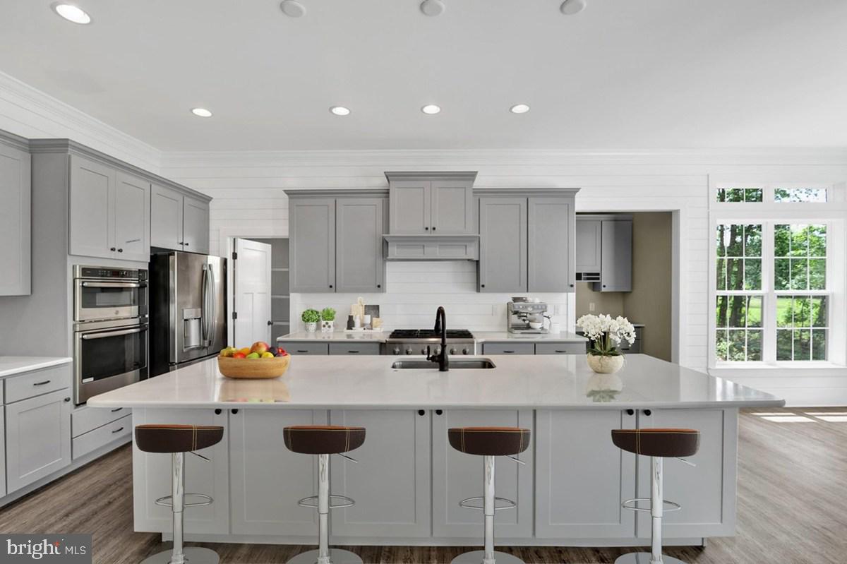 34080 Henry's Way S Property Photo 6