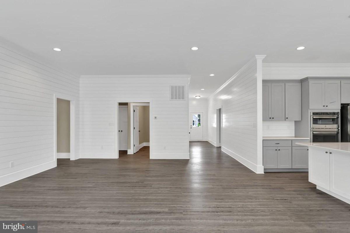 34080 Henry's Way S Property Photo 11