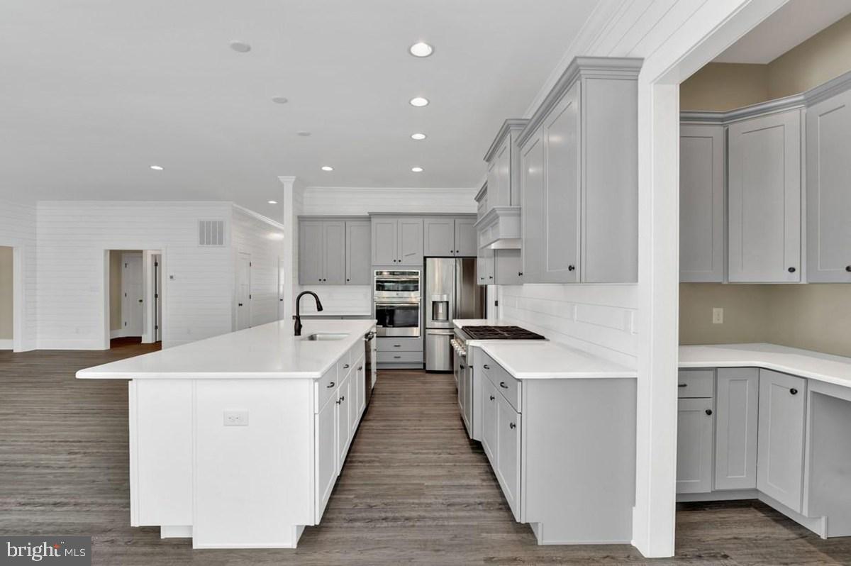 34080 Henry's Way S Property Photo 17