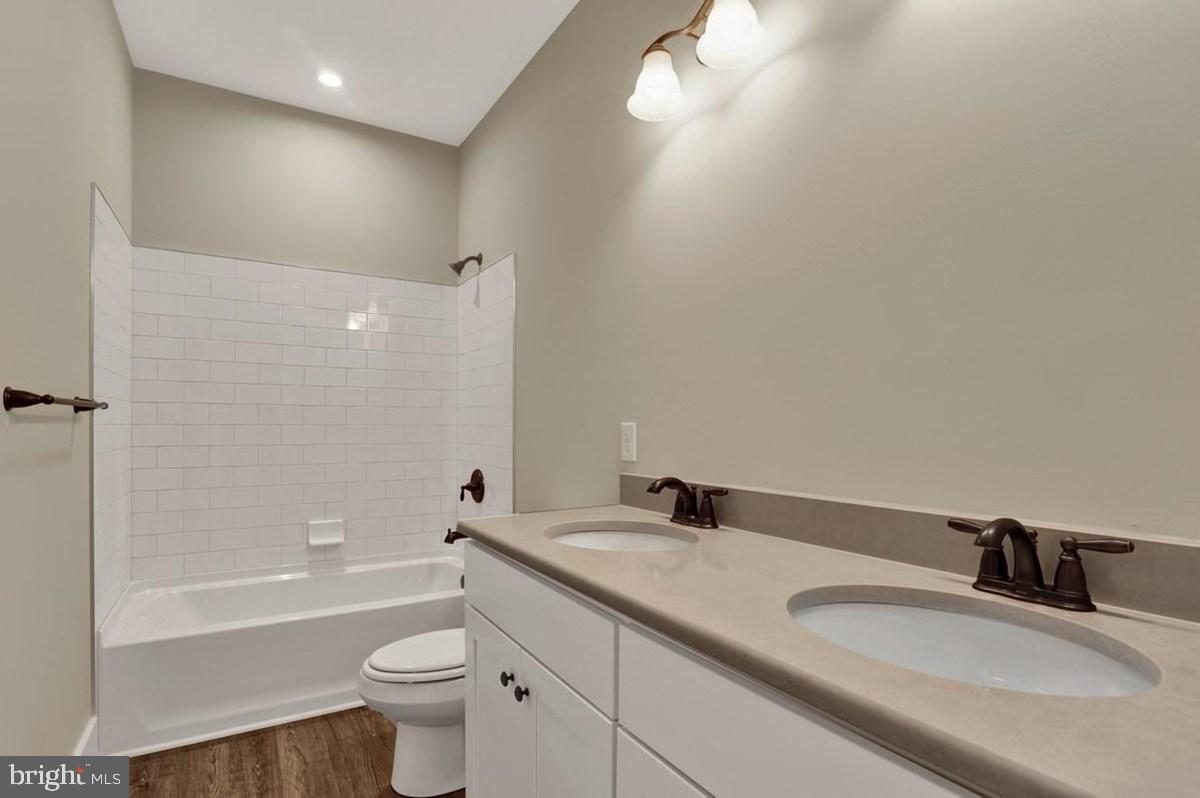 34080 Henry's Way S Property Photo 47