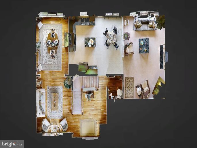 34080 Henry's Way S Property Photo 2