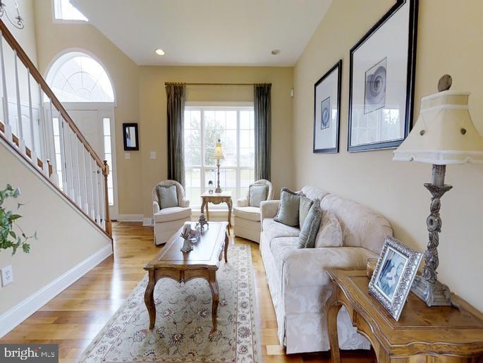 34080 Henry's Way S Property Photo 6
