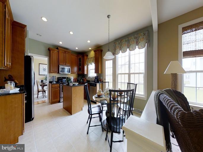 34080 Henry's Way S Property Photo 9