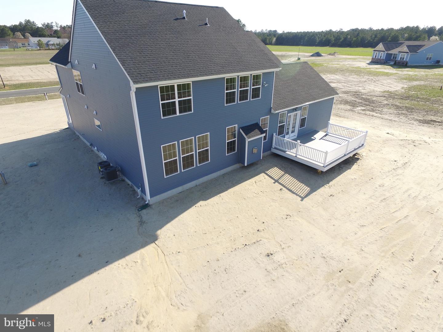 34030 Henry's Way S Property Photo 4