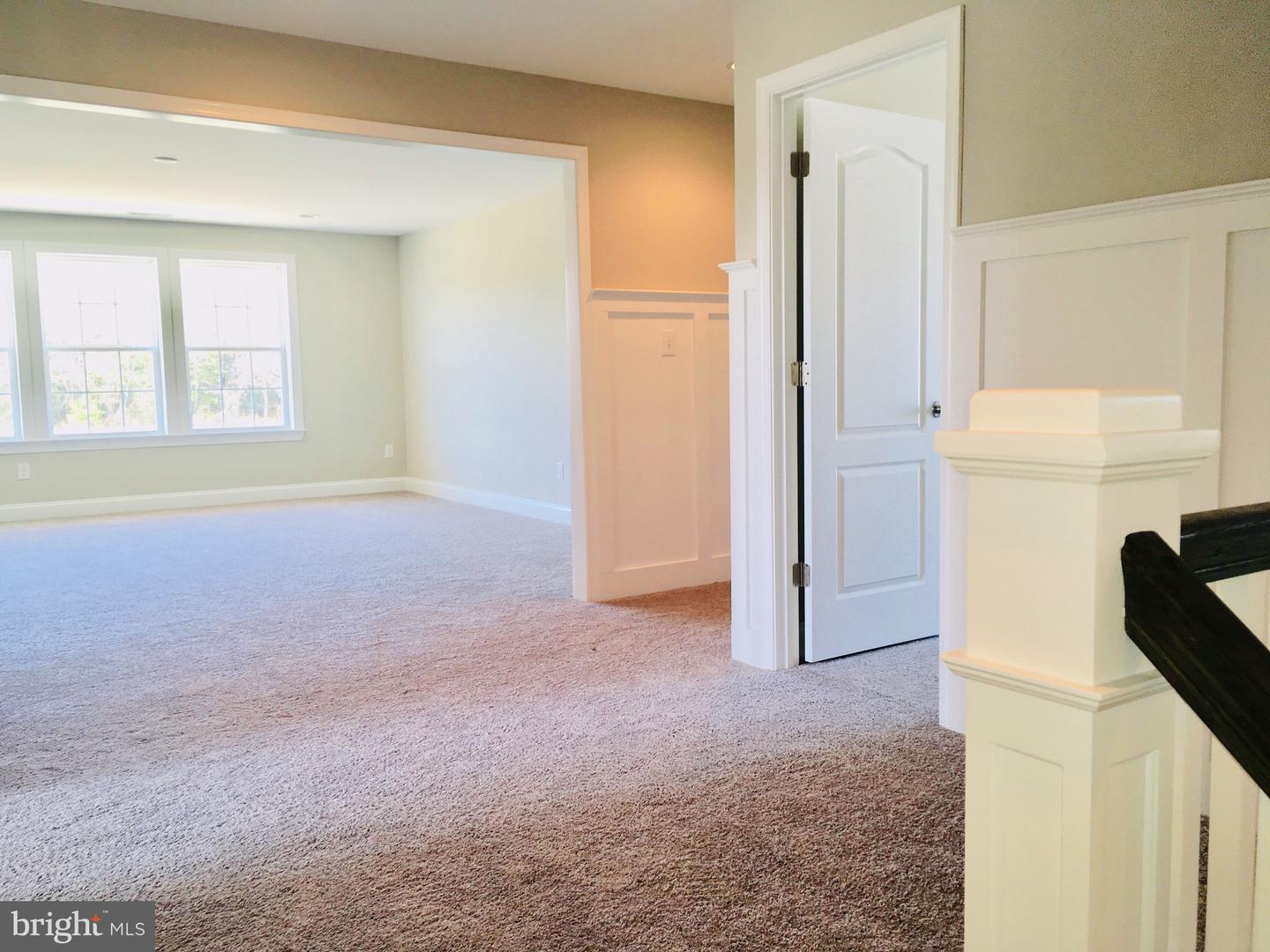 34030 Henry's Way S Property Photo 55