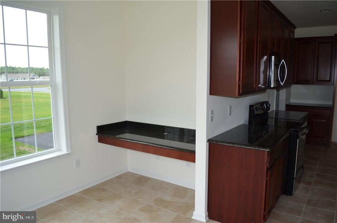 31 Henry's Way S Property Photo 10