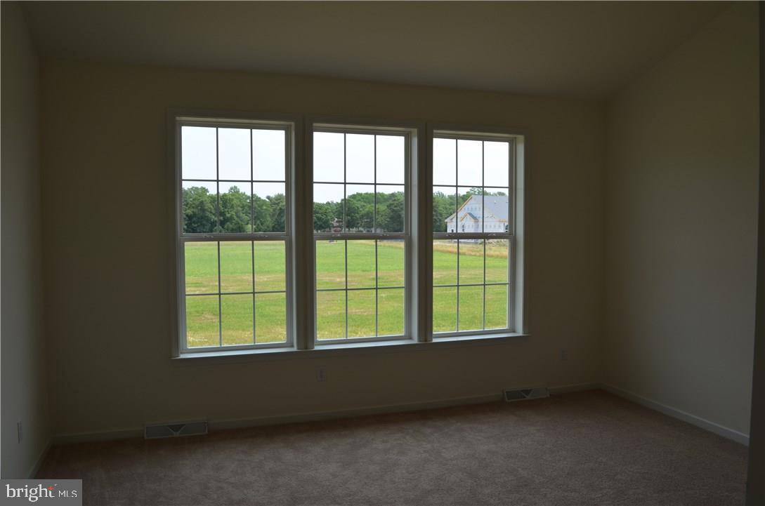 31 Henry's Way S Property Photo 15