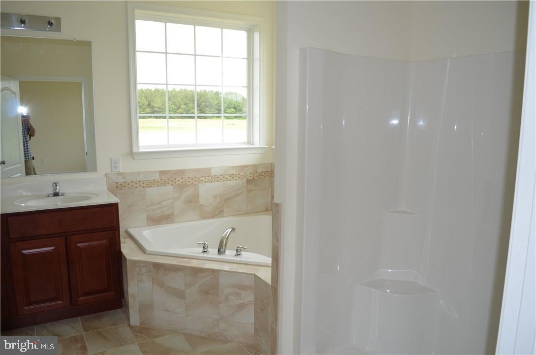31 Henry's Way S Property Photo 16