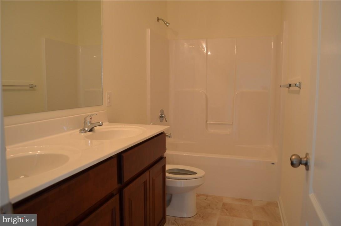 31 Henry's Way S Property Photo 19