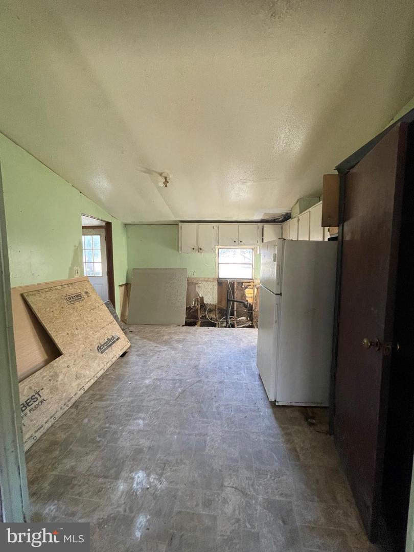 13990 S Old State Rd Property Photo 13
