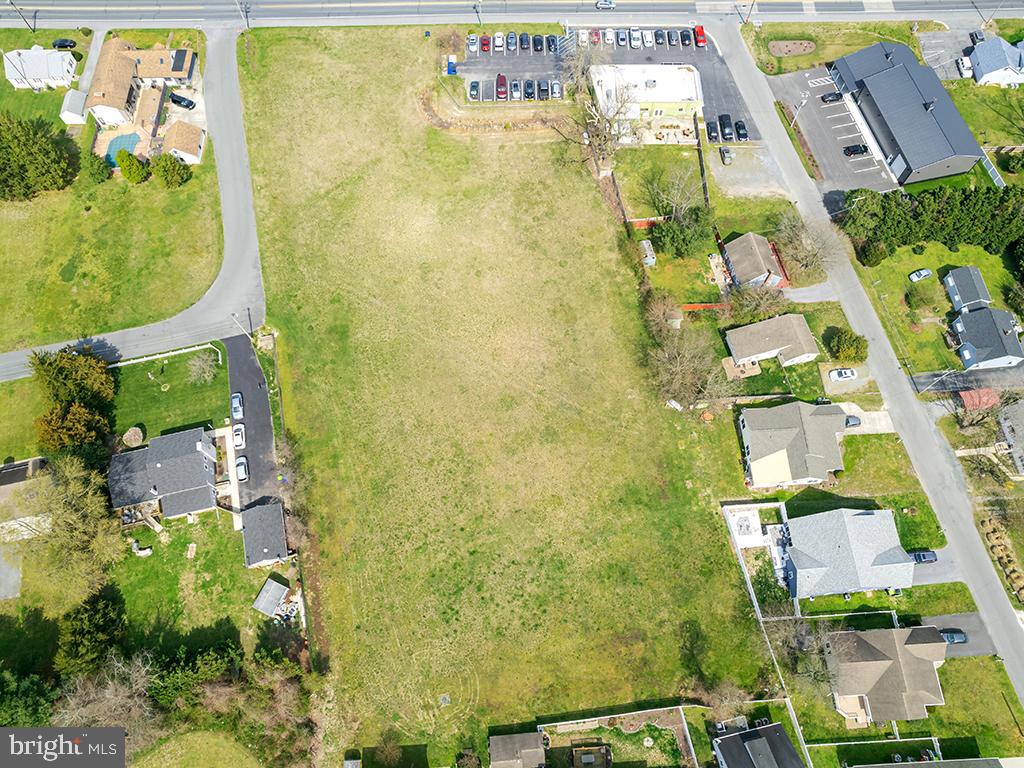 211 Broadkill Rd Property Photo 5