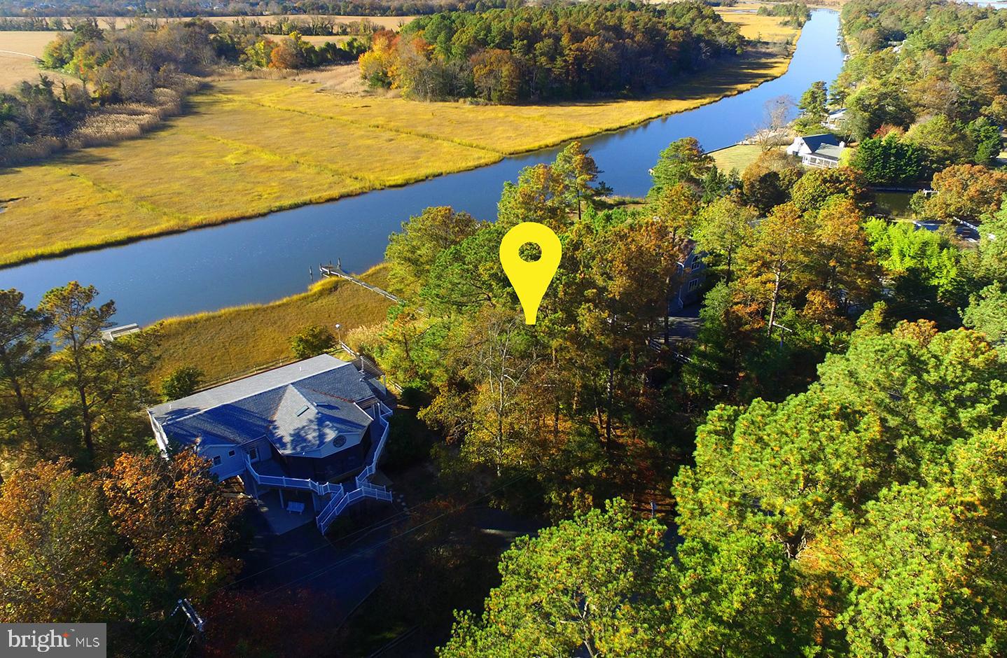 7 Harbor Rd Property Photo 2