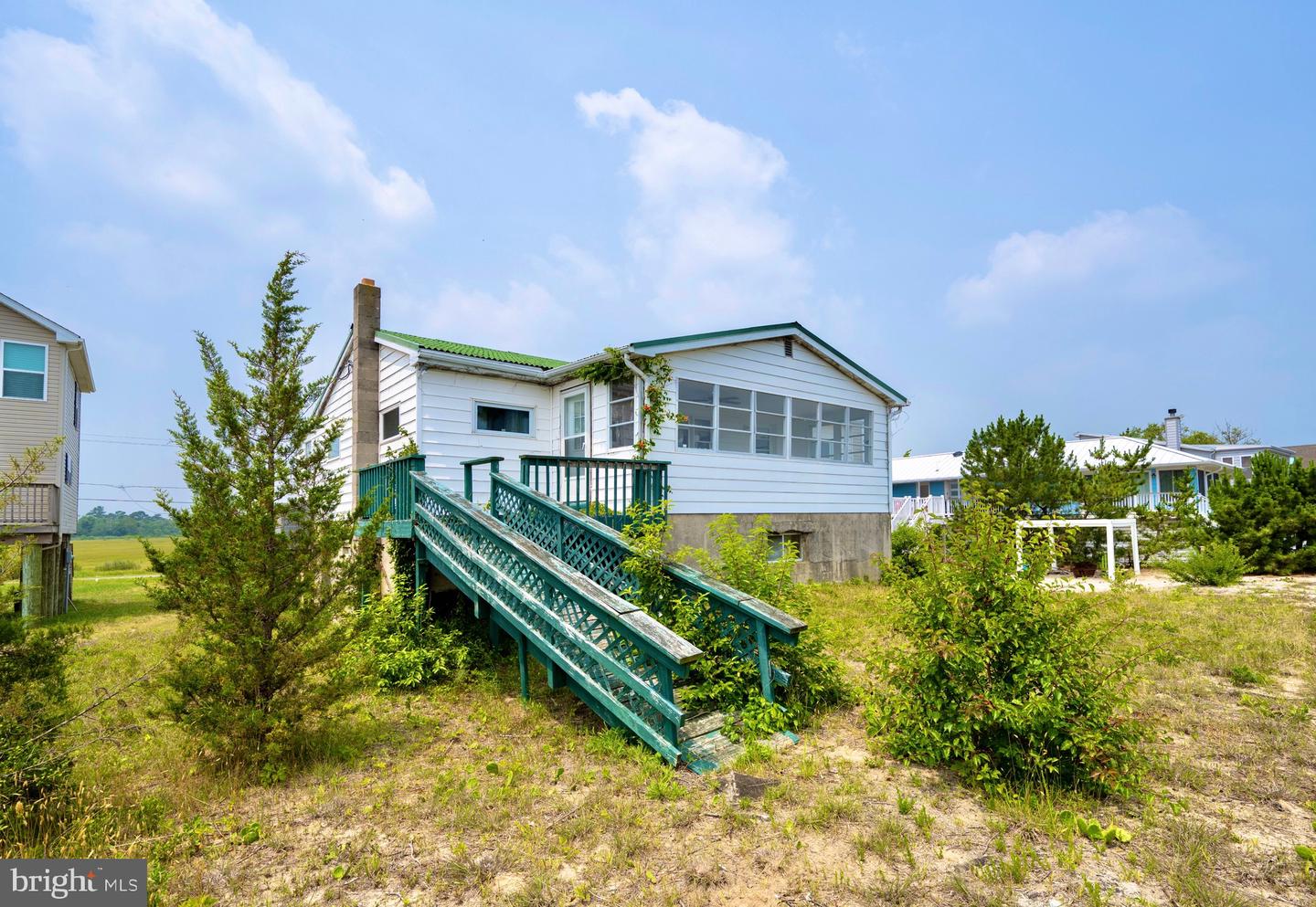 581 Bay Avenue Property Photo 1