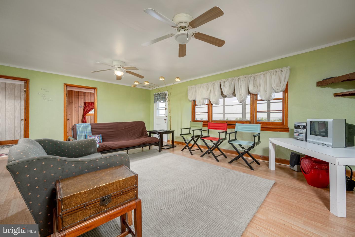 581 Bay Avenue Property Photo 8