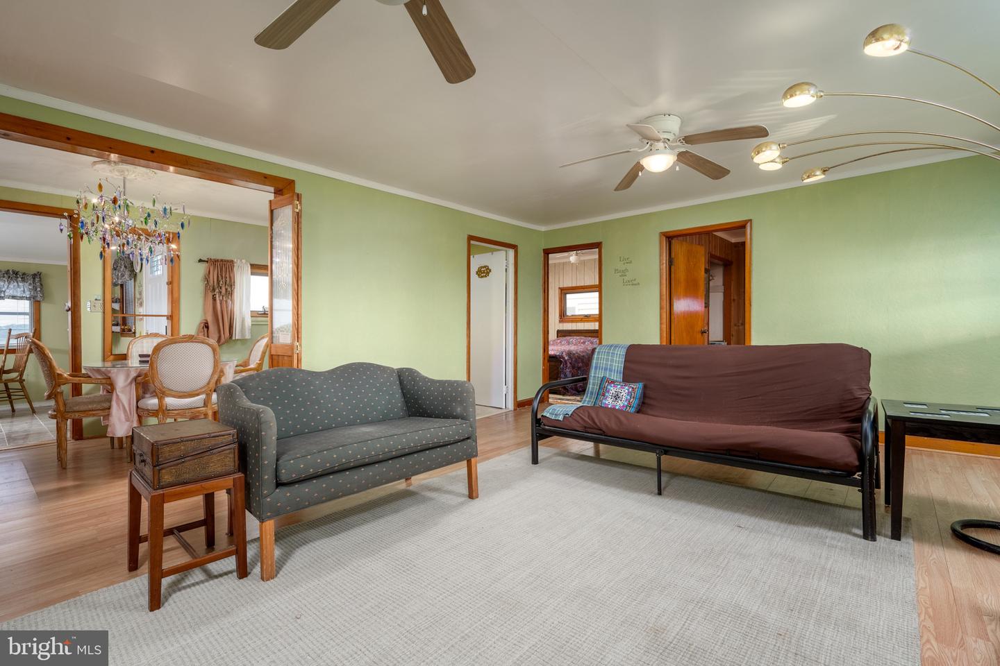581 Bay Avenue Property Photo 9