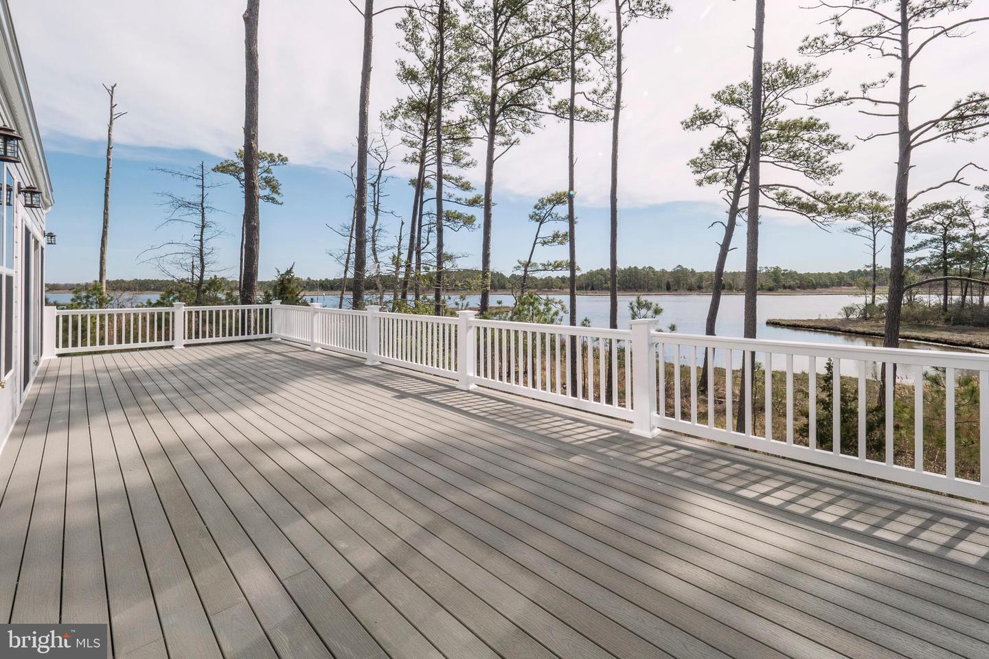 413 Periwinkle Property Photo 42
