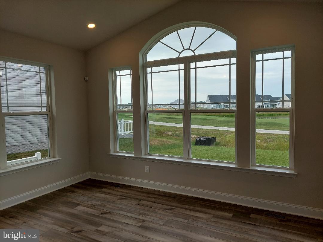 37027 Havelock Ct Property Photo 4